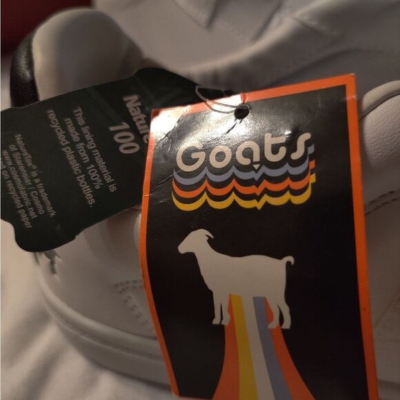 New Goats while leather sneaker with two Vel-cro zips women's comfortable size 8 - Picture 3 of 5